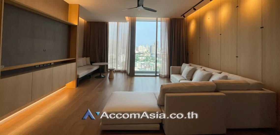  2 Bedrooms  Condominium For Rent in Sukhumvit, Bangkok  near BTS Phrom Phong (AA30512)