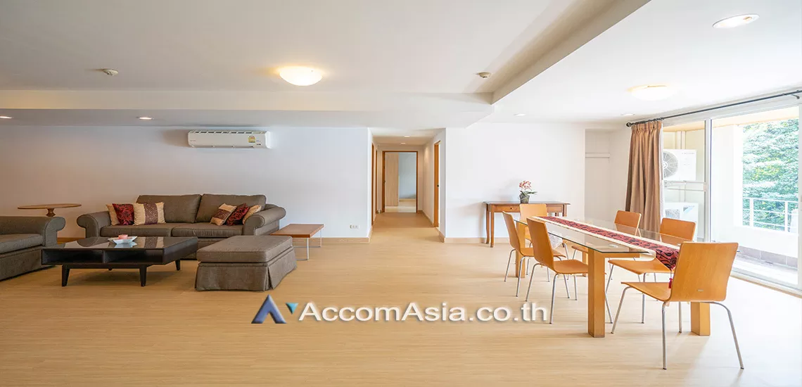 Pet friendly |  3 Bedrooms  Condominium For Rent in Sukhumvit, Bangkok  near BTS Phrom Phong (AA30513)