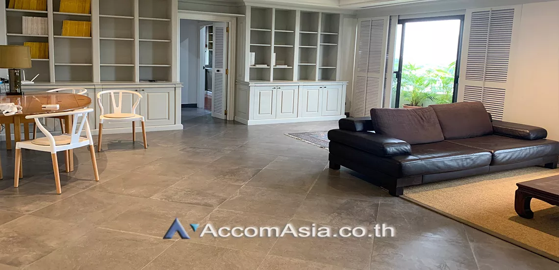  3 Bedrooms  Condominium For Rent in Sathorn, Bangkok  near MRT Lumphini (AA30515)