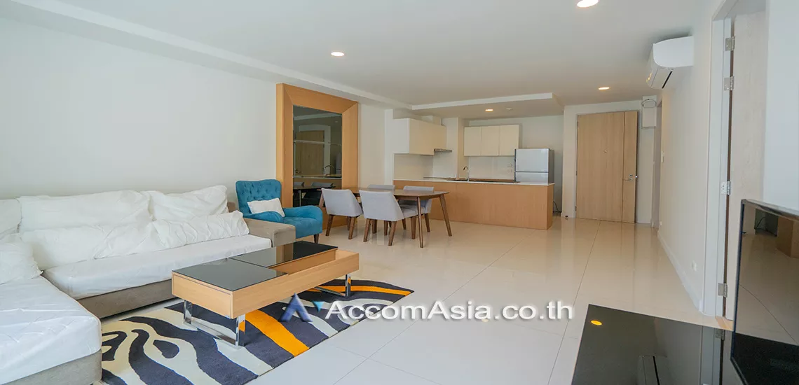  1 Bedroom  Apartment For Rent in Sukhumvit, Bangkok  near BTS Phrom Phong (AA30541)