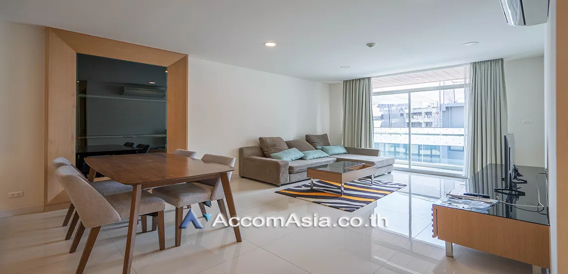  2 Bedrooms  Apartment For Rent in Sukhumvit, Bangkok  near BTS Phrom Phong (AA30542)