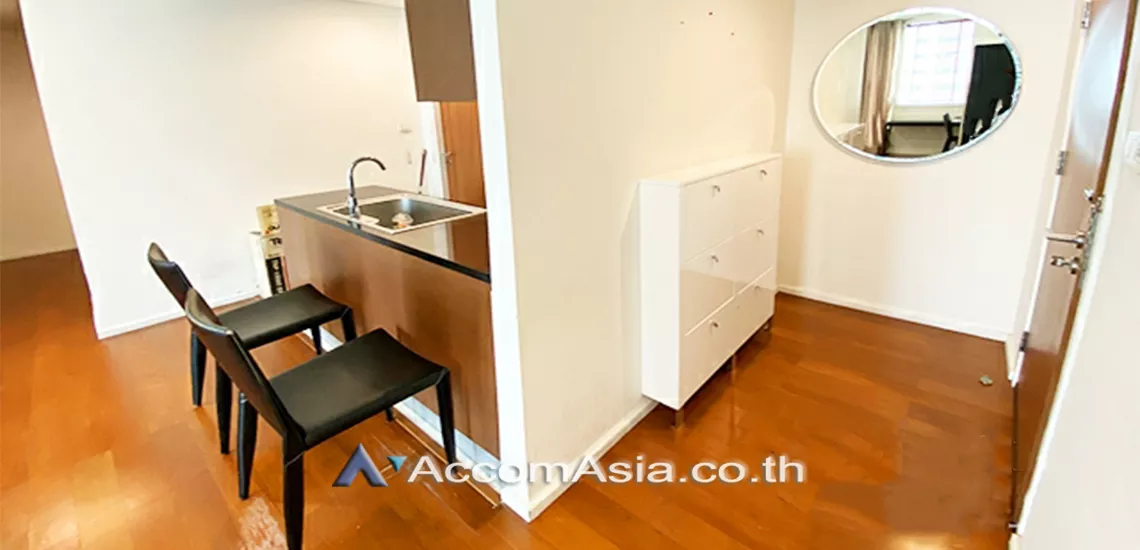  2 Bedrooms  Condominium For Sale in Sukhumvit, Bangkok  near BTS Asok - MRT Sukhumvit (AA30552)