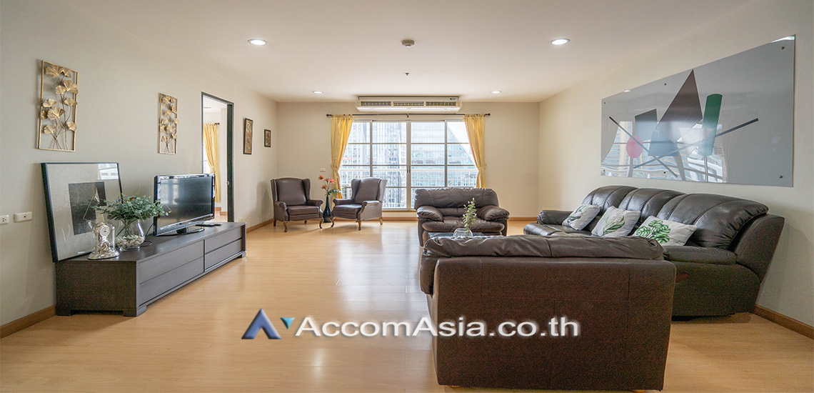 Fully Furnished, Big Balcony, Penthouse |  3 Bedrooms  Condominium For Rent in Sukhumvit, Bangkok  near BTS Asok - MRT Sukhumvit (AA30602)