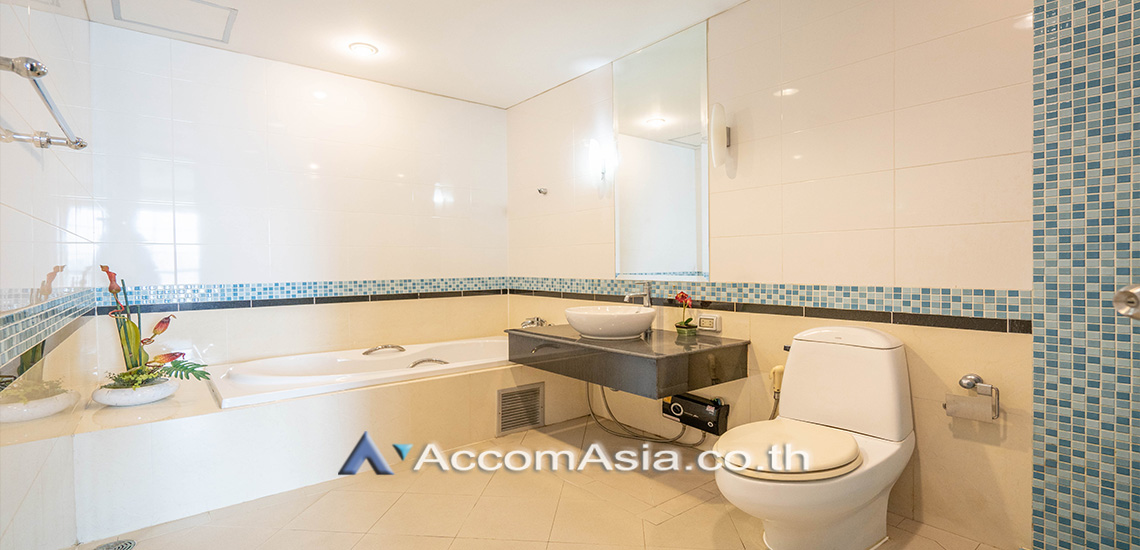 11  3 br Condominium For Rent in Sukhumvit ,Bangkok BTS Asok - MRT Sukhumvit at CitiSmart Sukhumvit 18 AA30602