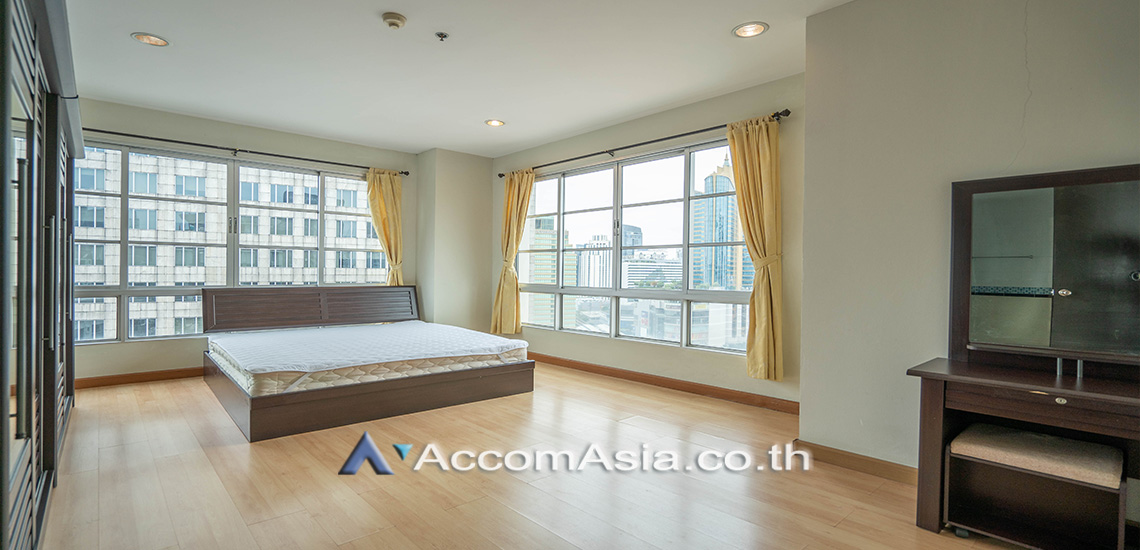 6  3 br Condominium For Rent in Sukhumvit ,Bangkok BTS Asok - MRT Sukhumvit at CitiSmart Sukhumvit 18 AA30602