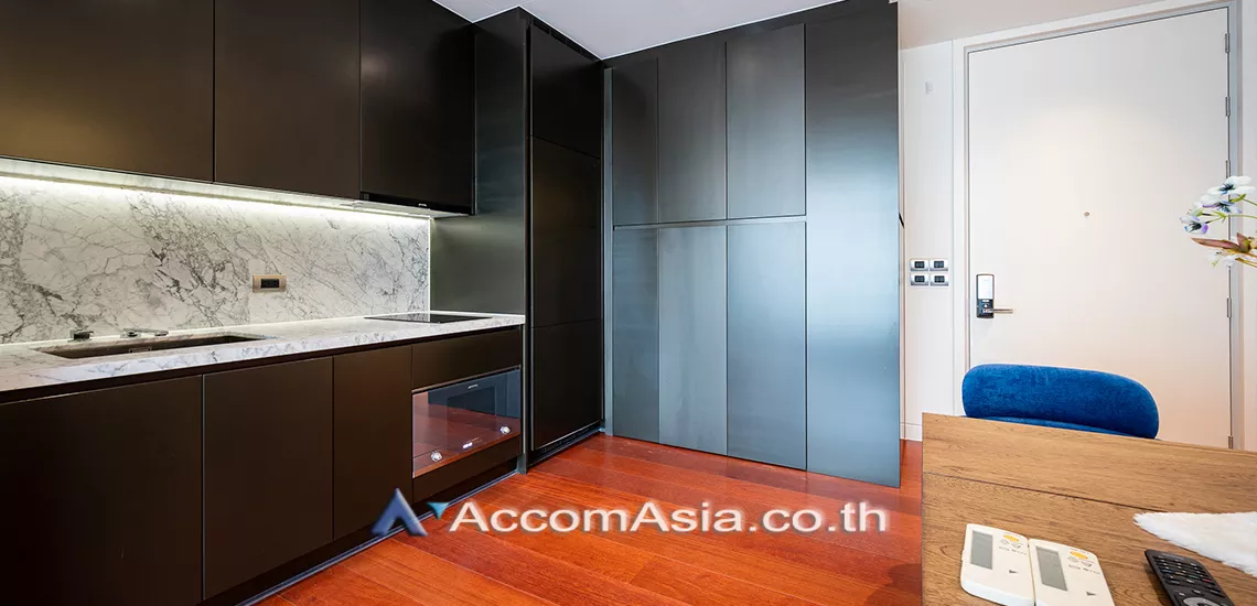  1 Bedroom  Condominium For Rent in Sukhumvit, Bangkok  near BTS Thong Lo (AA30614)