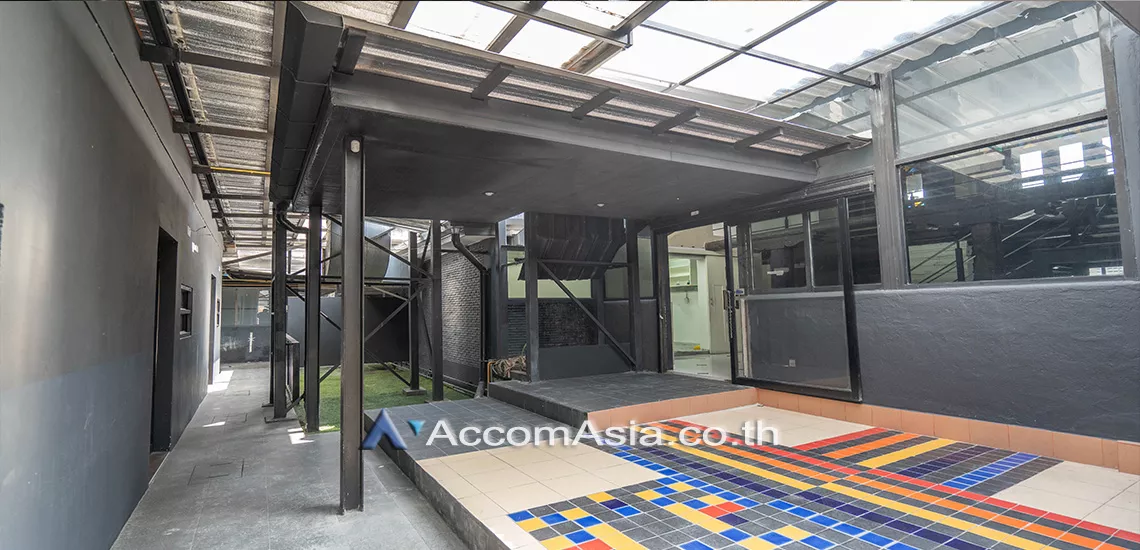 10  4 br House For Sale in sukhumvit ,Bangkok BTS Phrom Phong AA30634