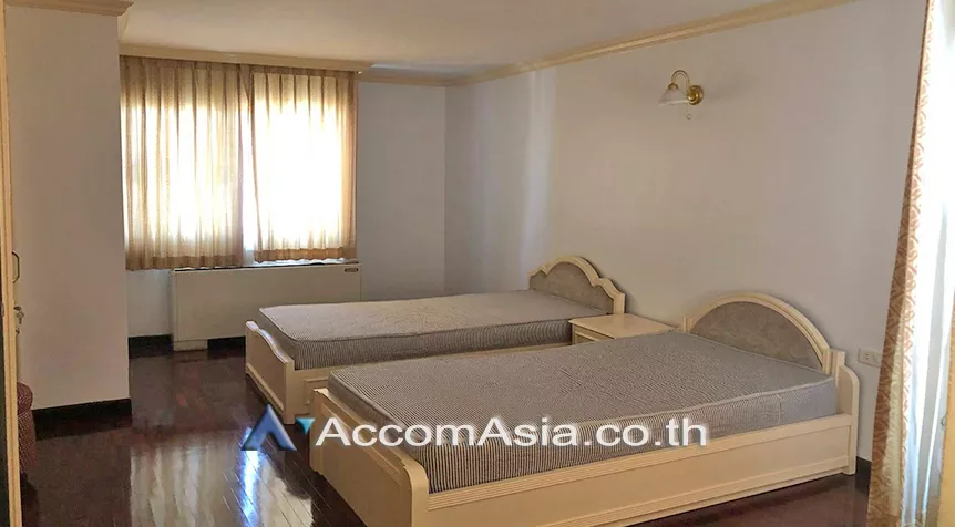 Big Balcony, Pet friendly |  3 Bedrooms  Condominium For Rent in Sukhumvit, Bangkok  near BTS Phrom Phong (24516)