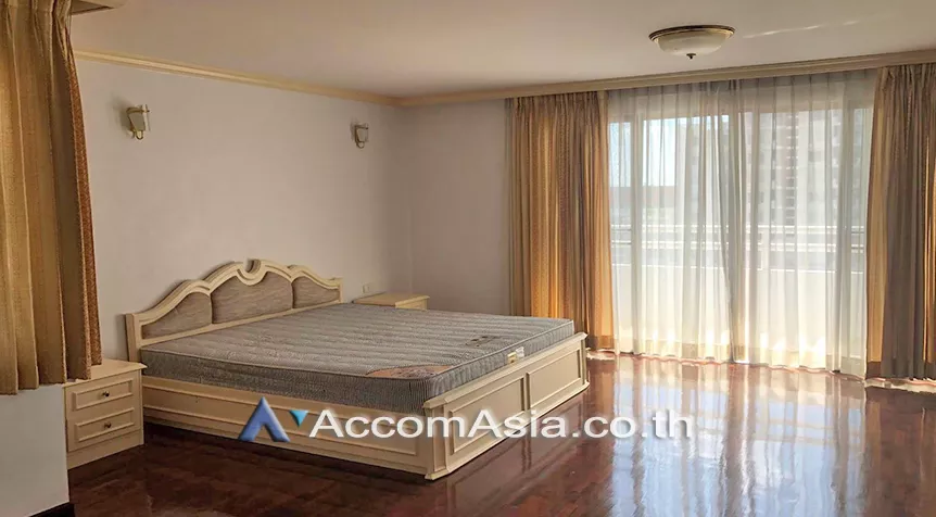 Big Balcony, Pet friendly |  3 Bedrooms  Condominium For Rent in Sukhumvit, Bangkok  near BTS Phrom Phong (24516)