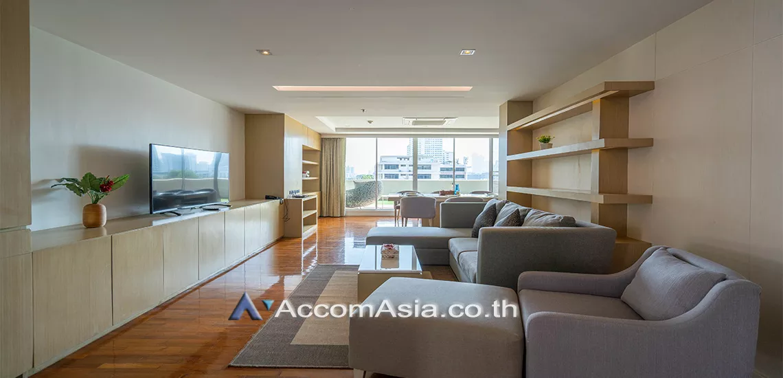  2 Bedrooms  Apartment For Rent in Sukhumvit, Bangkok  near BTS Phrom Phong (AA30645)