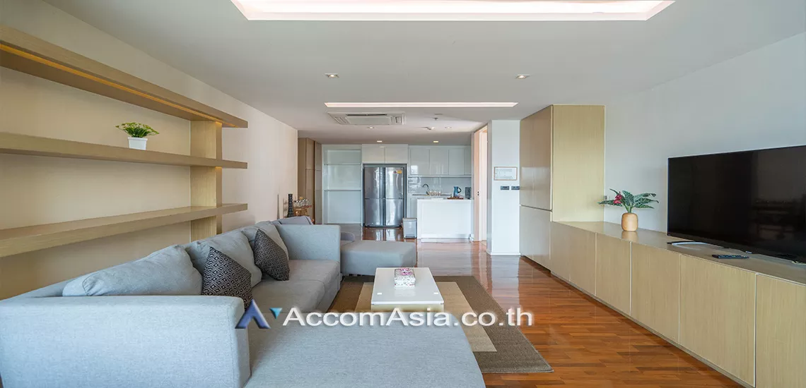  2 Bedrooms  Apartment For Rent in Sukhumvit, Bangkok  near BTS Phrom Phong (AA30645)