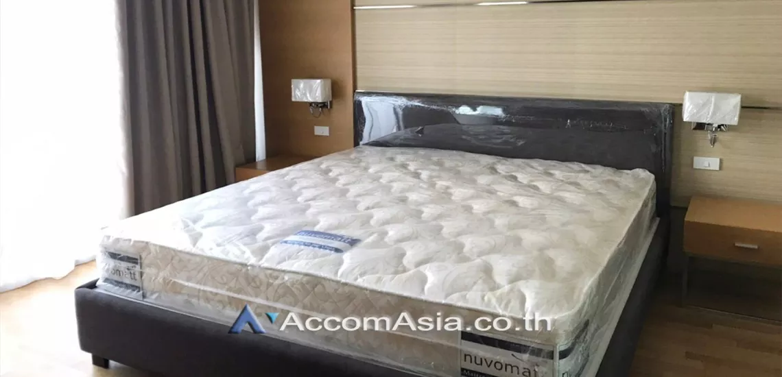  1 Bedroom  Condominium For Rent in Sathorn, Bangkok  near BTS Chong Nonsi - BRT Arkhan Songkhro (AA30660)