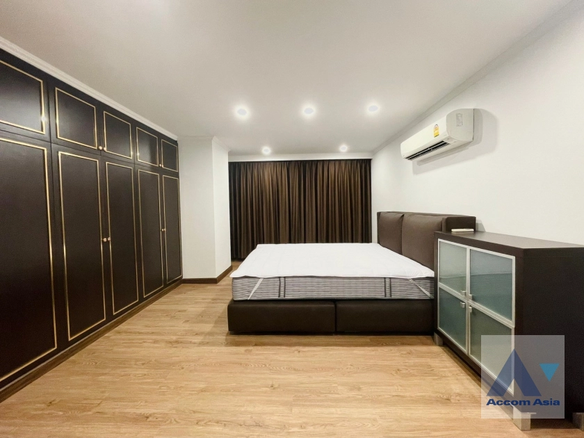 12  3 br Condominium for rent and sale in Sukhumvit ,Bangkok BTS Phrom Phong at Acadamia Grand Tower AA30664
