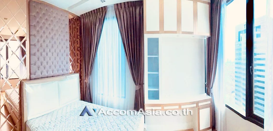  2 Bedrooms  Condominium For Rent in Phaholyothin, Bangkok  (AA30692)