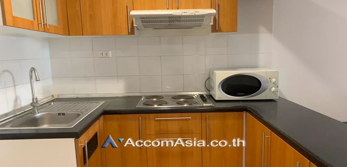 Pet friendly |  1 Bedroom  Condominium For Rent in Sukhumvit, Bangkok  near BTS Phrom Phong (AA30707)