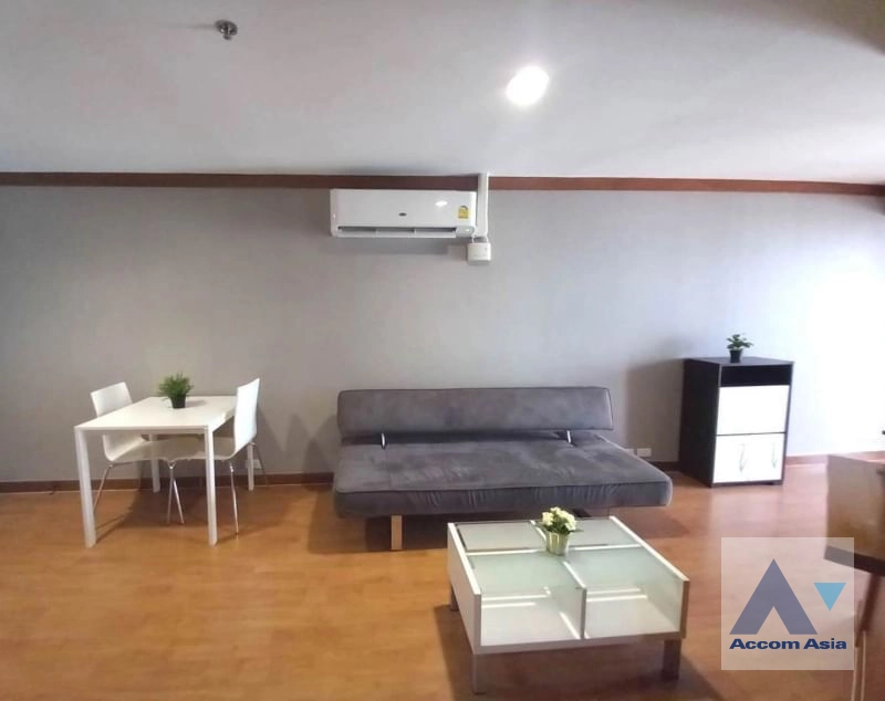 Pet friendly |  1 Bedroom  Condominium For Rent in Sukhumvit, Bangkok  near BTS Phrom Phong (AA30710)