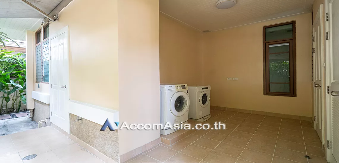 20  4 br House For Rent in Sukhumvit ,Bangkok BTS Phra khanong at Baan Sansiri Sukhumvit 67 AA30734