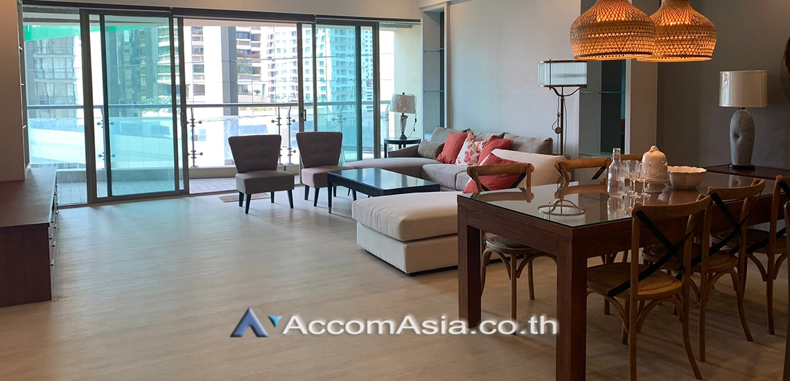 Pet friendly |  2 Bedrooms  Condominium For Rent in Sukhumvit, Bangkok  near BTS Asok - MRT Sukhumvit (AA30747)