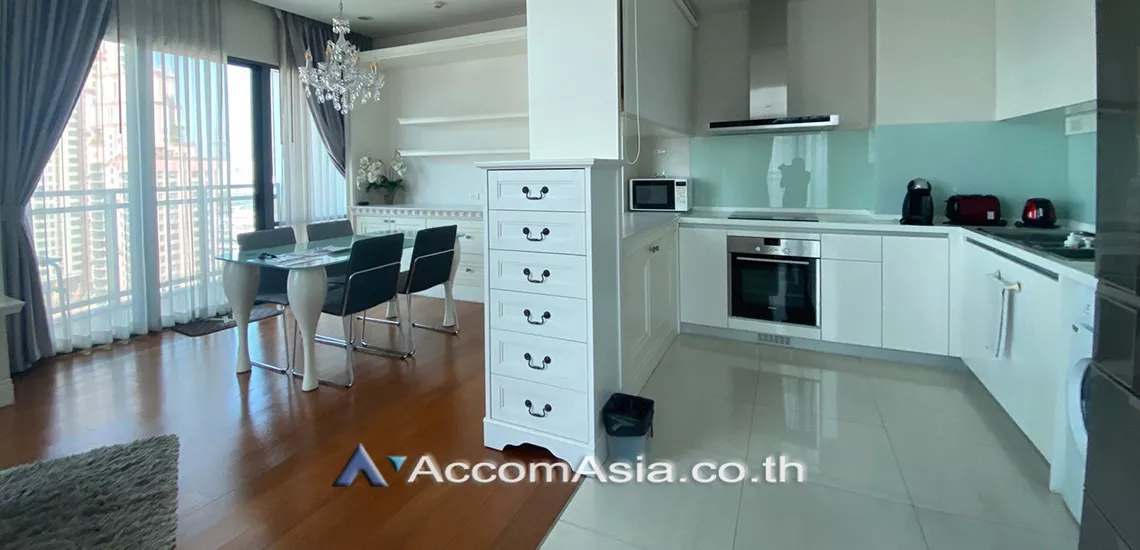  3 Bedrooms  Condominium For Rent in Sukhumvit, Bangkok  near BTS Phrom Phong (AA30748)