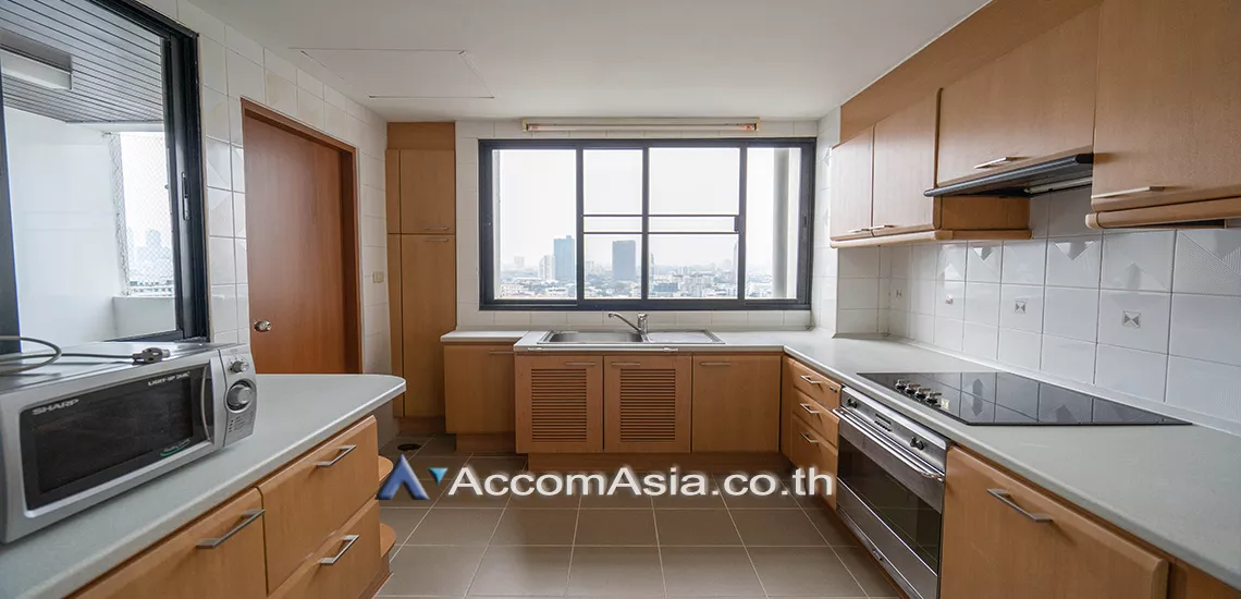 5  3 br Apartment For Rent in Sukhumvit ,Bangkok BTS Thong Lo at Spacious and Comfortable Living   AA30753