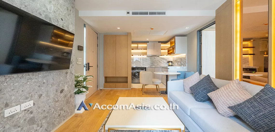  1 Bedroom  Apartment For Rent in Sukhumvit, Bangkok  near BTS Phrom Phong (AA30763)