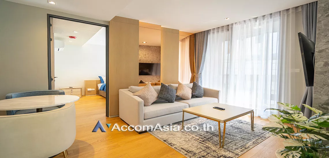  1 Bedroom  Apartment For Rent in Sukhumvit, Bangkok  near BTS Phrom Phong (AA30763)