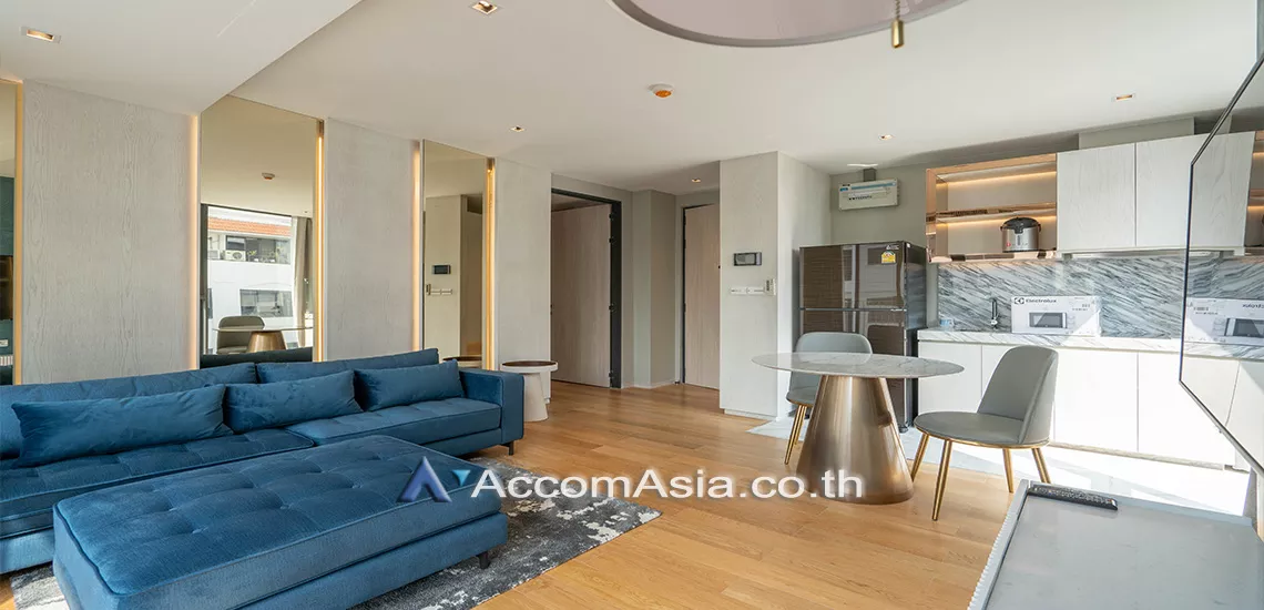  1 Bedroom  Apartment For Rent in Sukhumvit, Bangkok  near BTS Phrom Phong (AA30764)