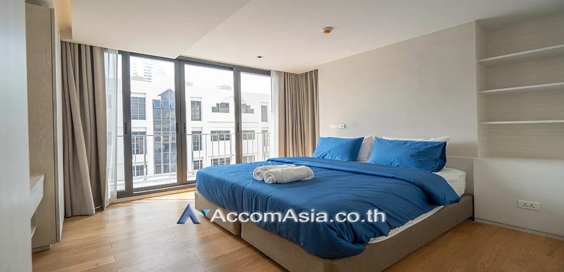  1 Bedroom  Apartment For Rent in Sukhumvit, Bangkok  near BTS Phrom Phong (AA30764)