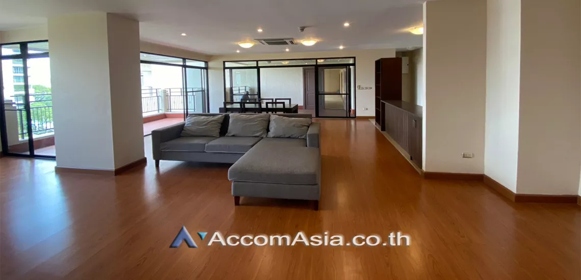 Pet friendly |  3 Bedrooms  Condominium For Rent in Sukhumvit, Bangkok  near BTS Ekkamai (AA30808)