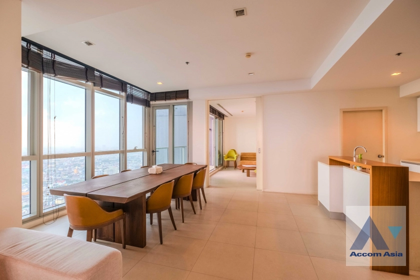  1  3 br Condominium For Sale in Charoennakorn ,Bangkok BTS Krung Thon Buri at The River Condominium AA30829