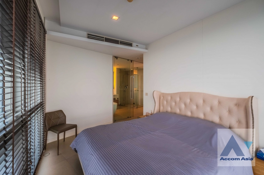 15  3 br Condominium For Sale in Charoennakorn ,Bangkok BTS Krung Thon Buri at The River Condominium AA30829