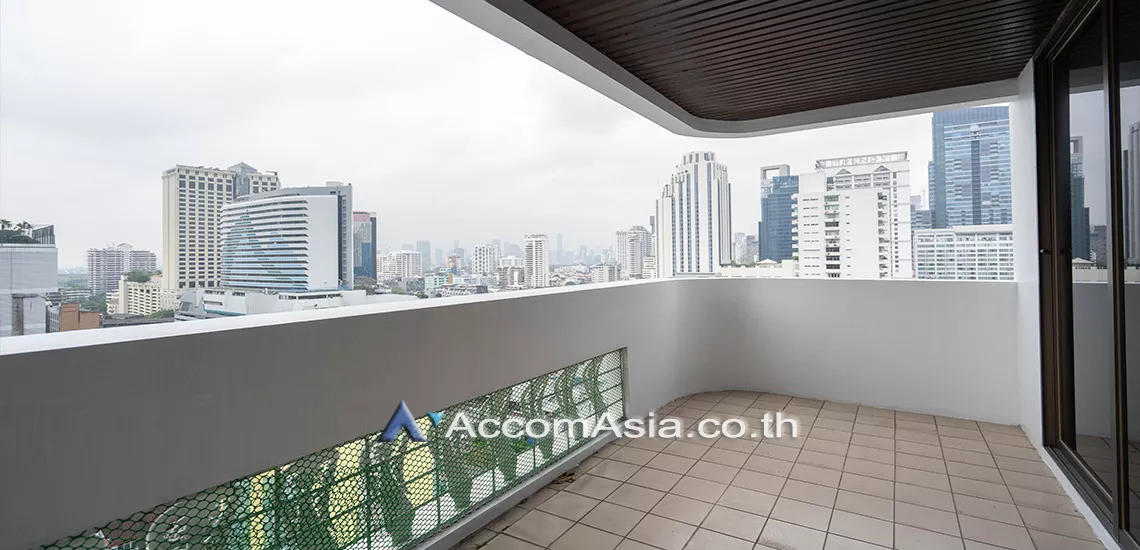 Pet friendly |  3 Bedrooms  Apartment For Rent in Sukhumvit, Bangkok  near BTS Asok - MRT Sukhumvit (AA30860)