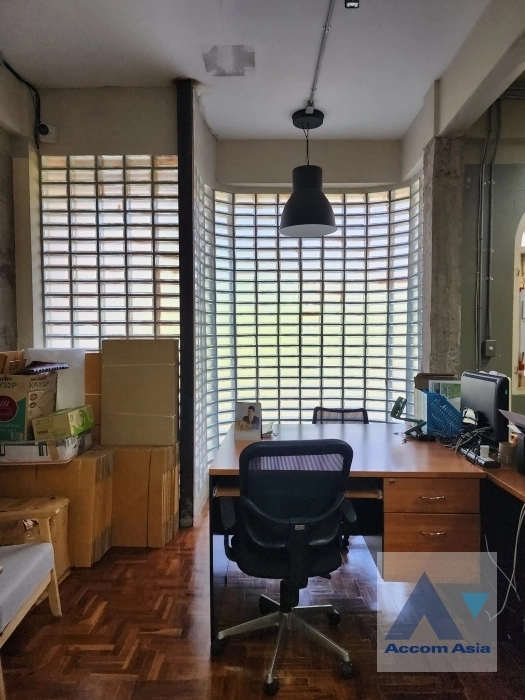 5  3 br Townhouse For Rent in Sathorn ,Bangkok BTS Chong Nonsi AA30861