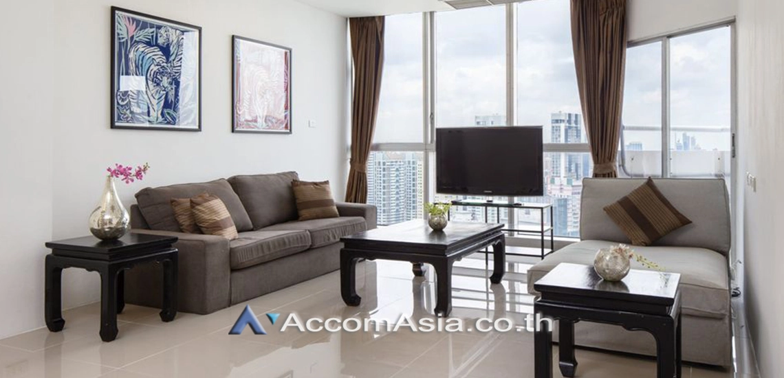 Pet friendly |  3 Bedrooms  Condominium For Rent in Sukhumvit, Bangkok  near BTS Phrom Phong (AA30865)