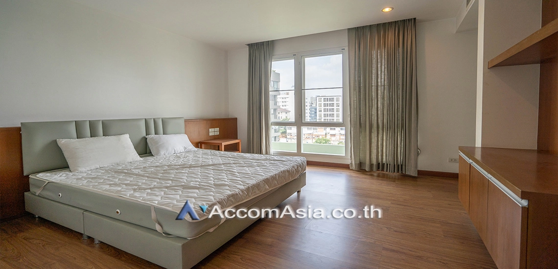 7  4 br Apartment For Rent in Sukhumvit ,Bangkok BTS Thong Lo at Ideal for family living and pet lover AA30872