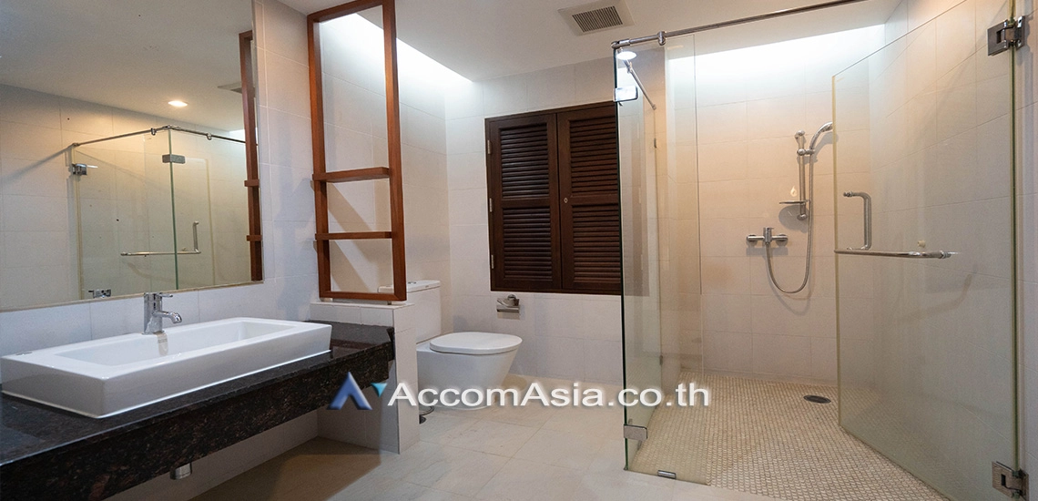 9  4 br Apartment For Rent in Sukhumvit ,Bangkok BTS Thong Lo at Ideal for family living and pet lover AA30872