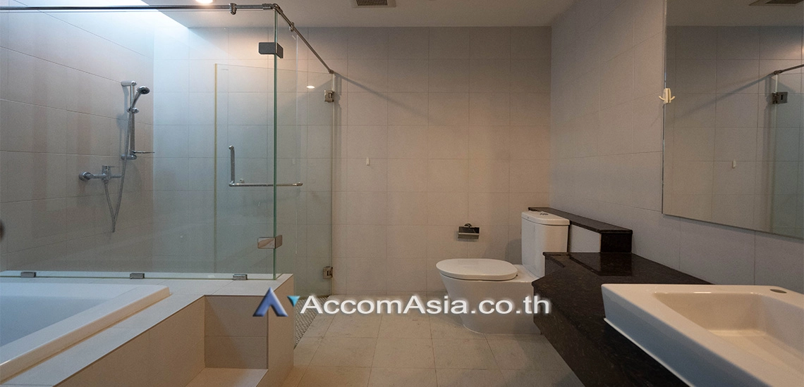 14  4 br Apartment For Rent in Sukhumvit ,Bangkok BTS Thong Lo at Ideal for family living and pet lover AA30872