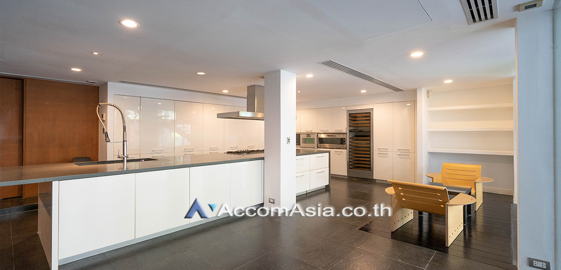 16  4 br House For Rent in Sukhumvit ,Bangkok BTS Phrom Phong AA30881