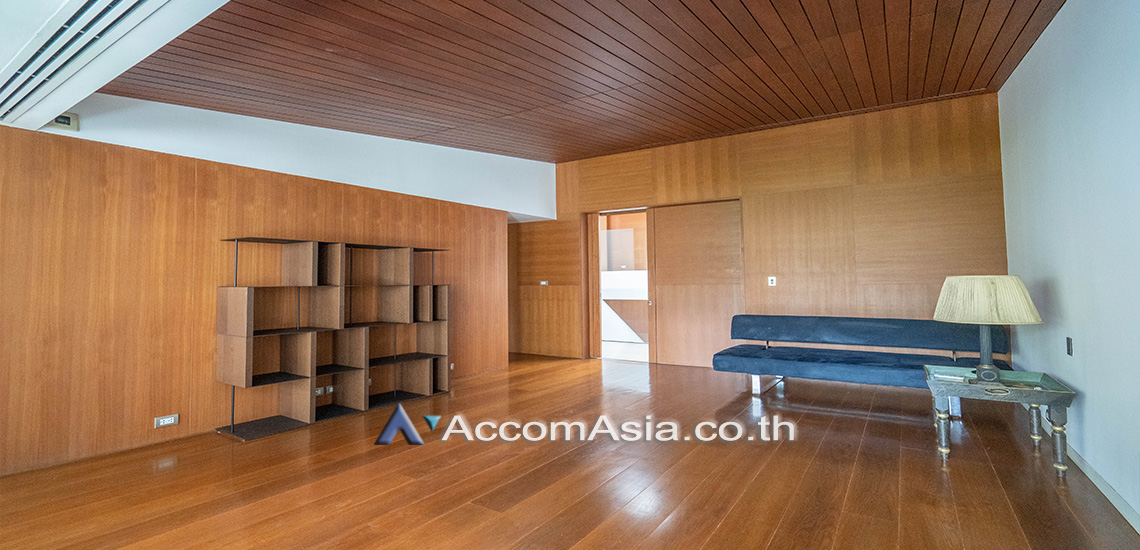 24  4 br House For Rent in Sukhumvit ,Bangkok BTS Phrom Phong AA30881