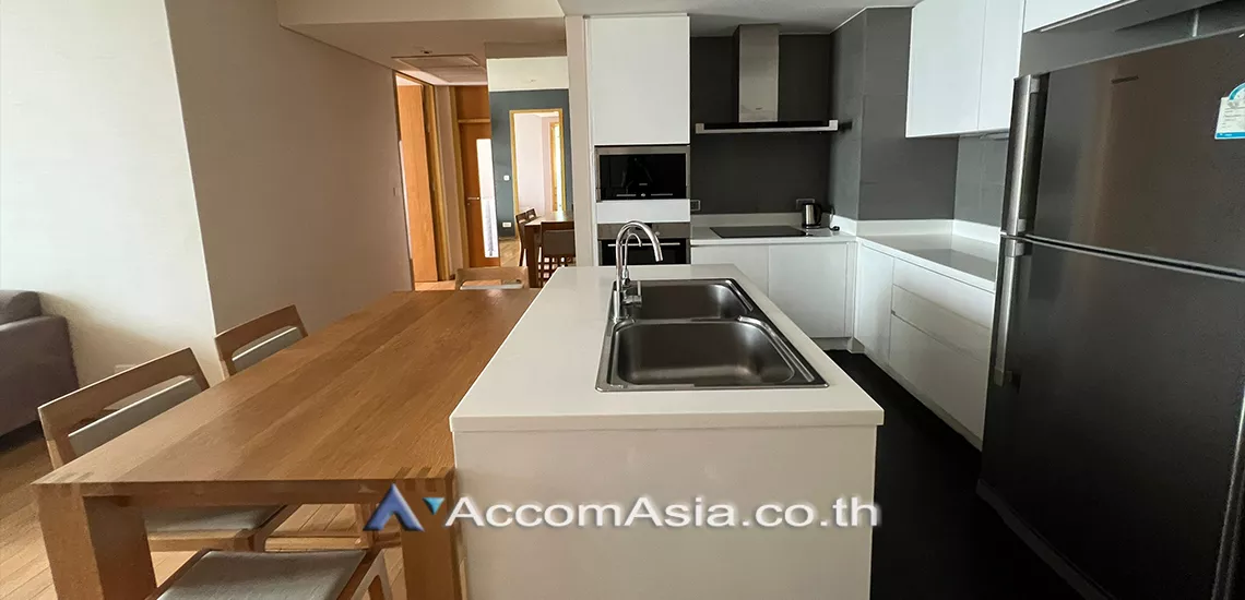  2 Bedrooms  Condominium For Rent in Sukhumvit, Bangkok  near BTS Thong Lo (AA30893)