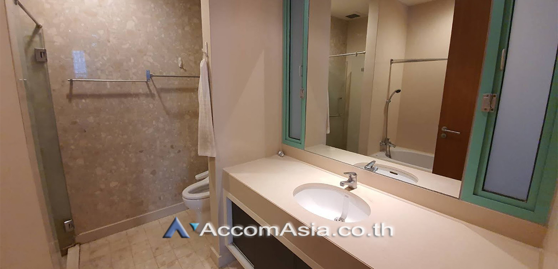 20  4 br Condominium for rent and sale in Charoenkrung ,Bangkok BTS Saphan Taksin at Chatrium Riverside AA30915