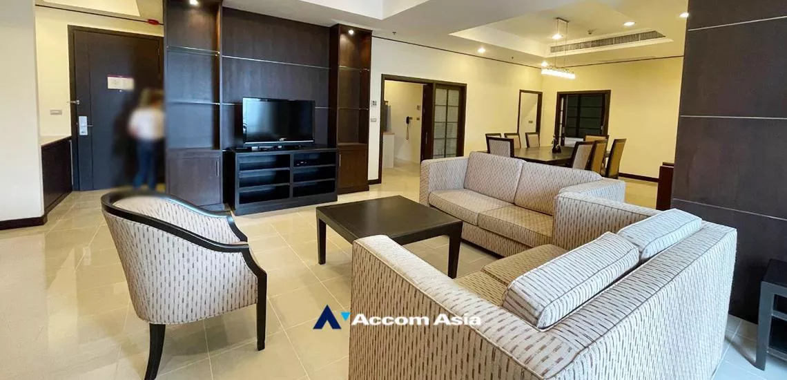 Pet friendly |  3 Bedrooms  Apartment For Rent in Sukhumvit, Bangkok  near BTS Asok - MRT Sukhumvit (AA30947)