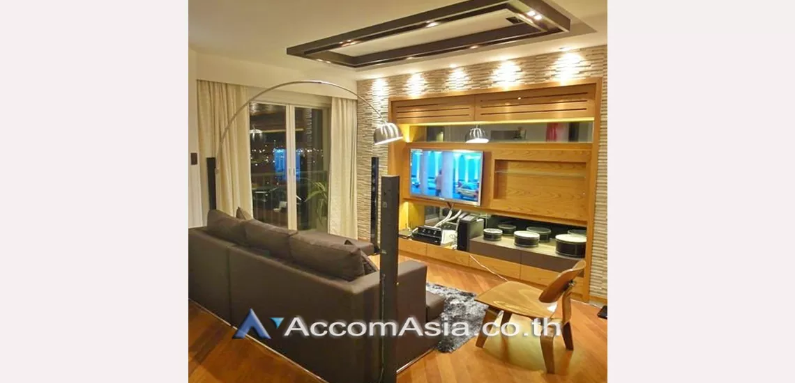  2 Bedrooms  Condominium For Rent in Sathorn, Bangkok  near BRT Thanon Chan (AA30963)