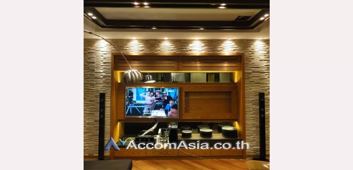  2 Bedrooms  Condominium For Rent in Sathorn, Bangkok  near BRT Thanon Chan (AA30963)