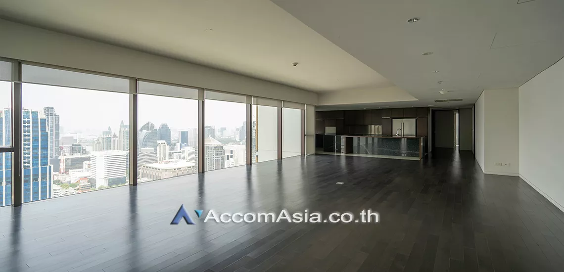  2 Bedrooms  Condominium For Rent in Ploenchit, Bangkok  near BTS Ratchadamri (AA30965)