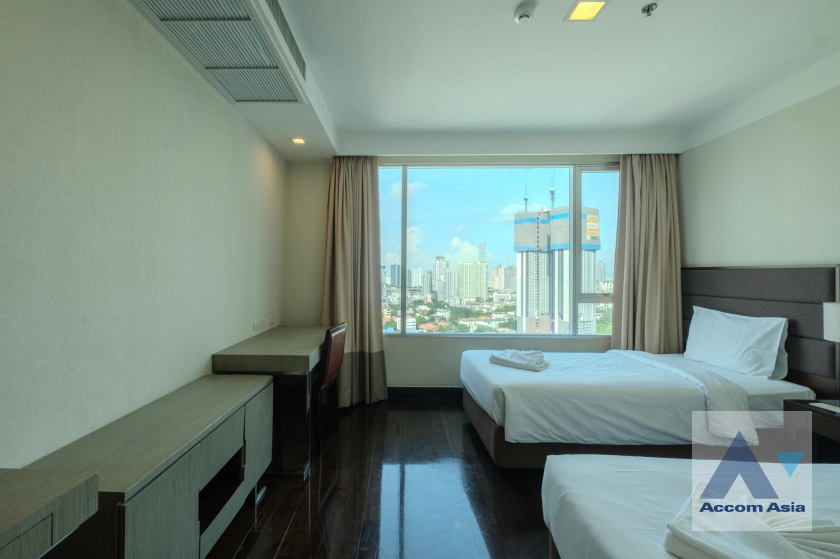 14  3 br Apartment For Rent in Sukhumvit ,Bangkok BTS Ekkamai at 5 stars serviced apartment AA30970