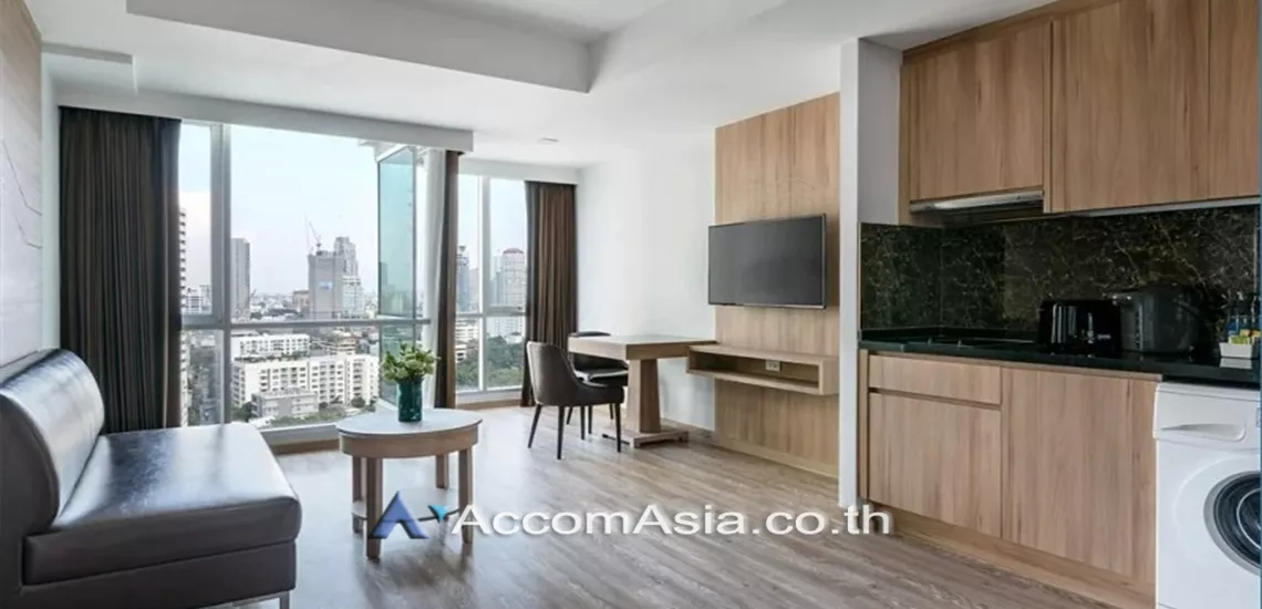  1 Bedroom  Apartment For Rent in Sukhumvit, Bangkok  near BTS Phrom Phong (AA30978)