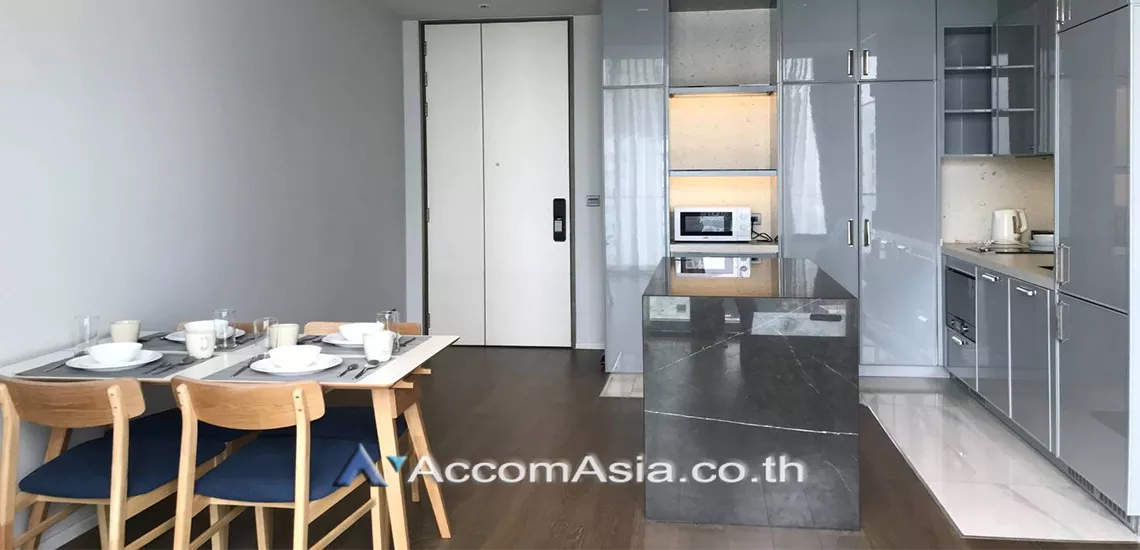  1 Bedroom  Condominium For Rent in Sukhumvit, Bangkok  near BTS Phrom Phong (AA30998)