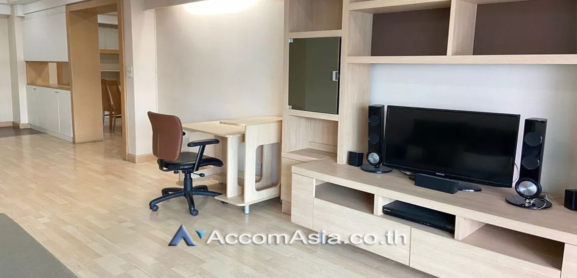  3 Bedrooms  Condominium For Rent in Sukhumvit, Bangkok  near BTS Phrom Phong (AA31005)