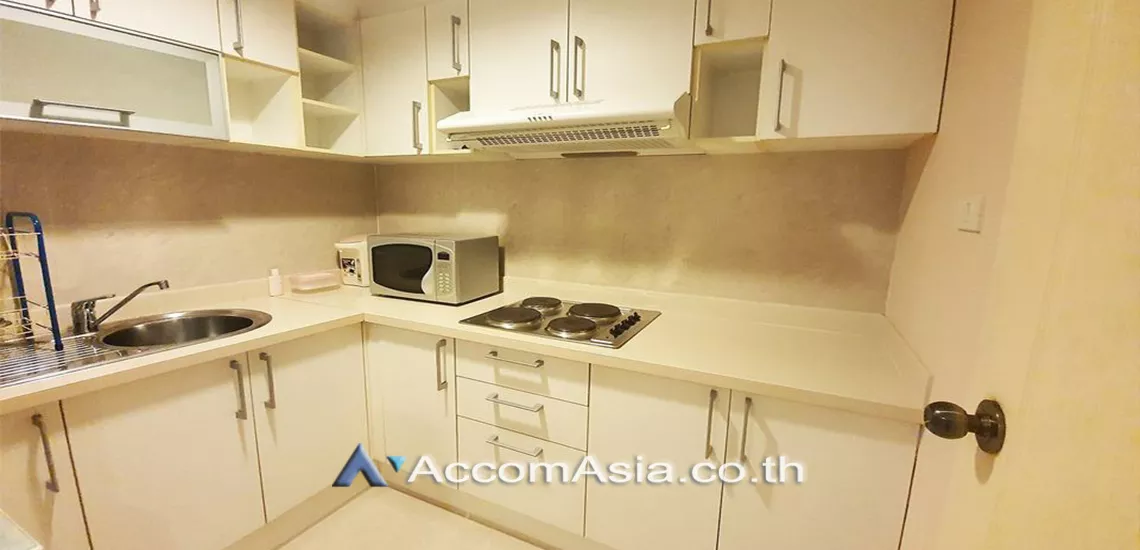  2 Bedrooms  Condominium For Rent in Sukhumvit, Bangkok  near BTS Thong Lo (AA31007)